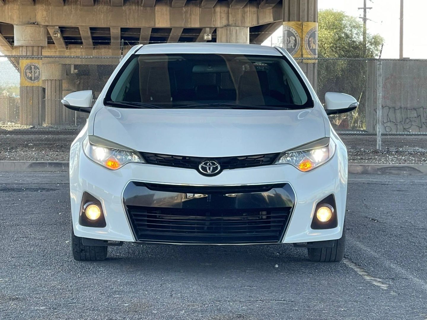 toyota corolla 2015 5YFBURHE8FP307139 image toyota corolla 2015 5YFBURHE8FP307139 image