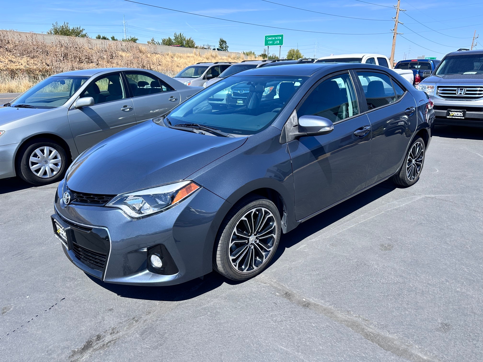 toyota corolla 2015 5YFBURHEXFP339915 image toyota corolla 2015 5YFBURHEXFP339915 image