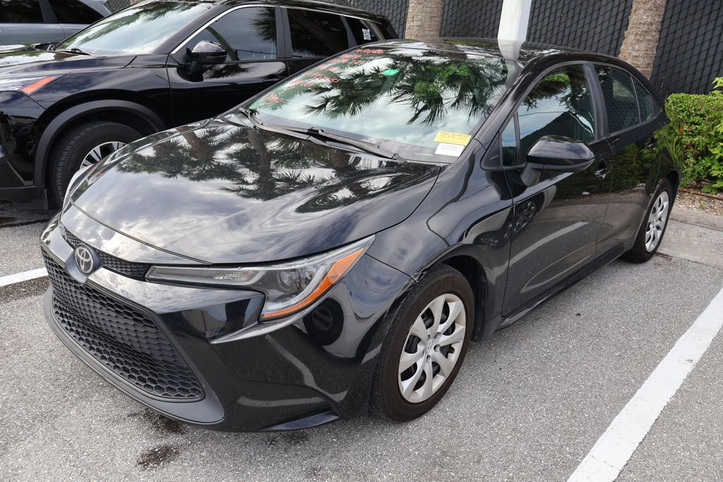 toyota corolla 2022 5YFEPMAE5NP364382 image toyota corolla 2022 5YFEPMAE5NP364382 image