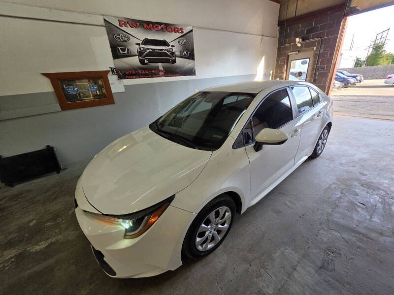 toyota corolla 2022 5YFEPMAE5NP323573 image toyota corolla 2022 5YFEPMAE5NP323573 image