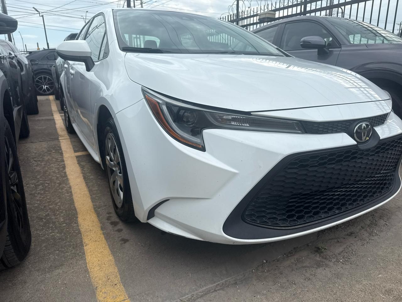 toyota corolla 2022 5YFEPMAE3NP284448 image toyota corolla 2022 5YFEPMAE3NP284448 image