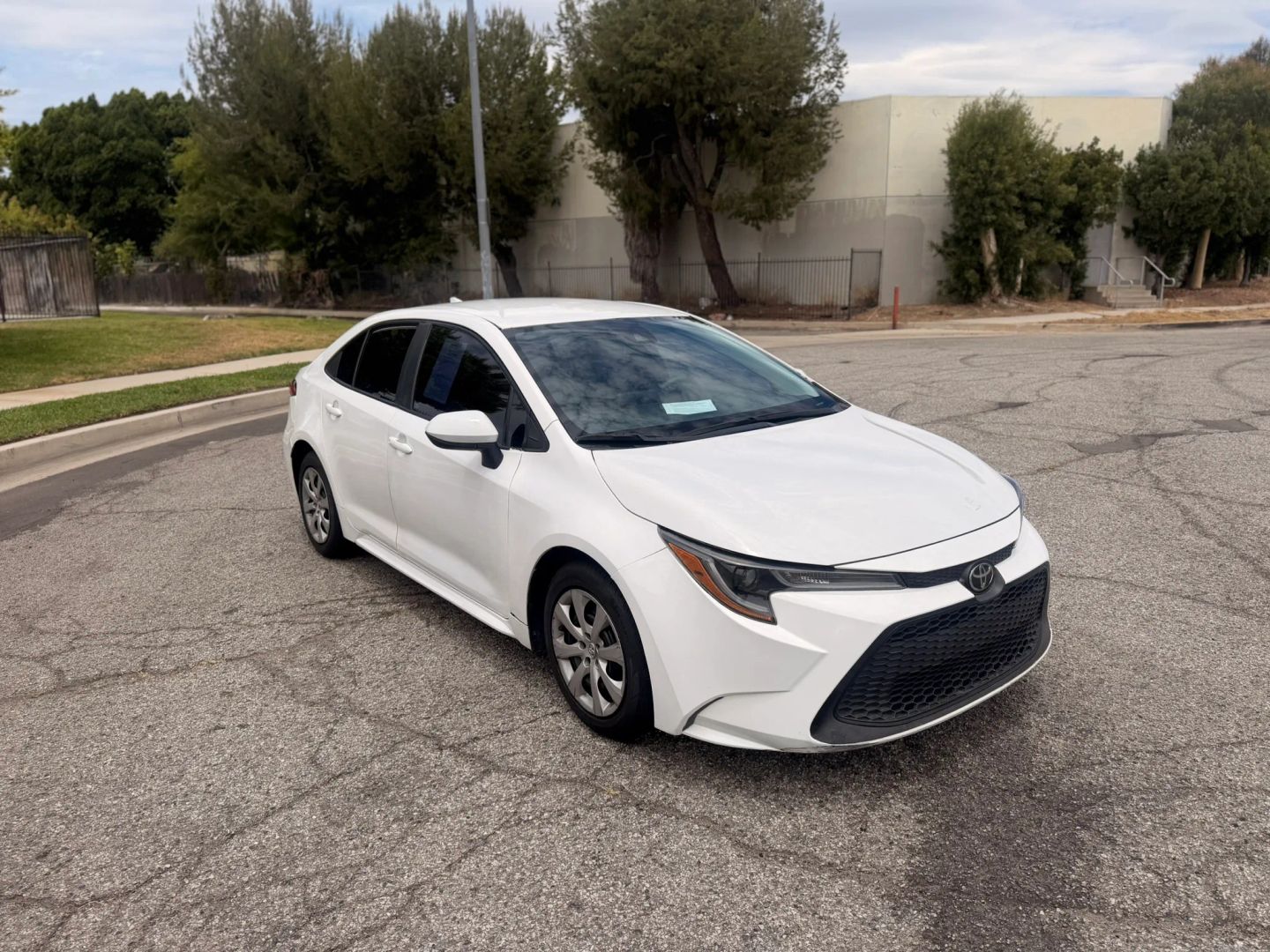 toyota corolla 2022 5YFEPMAE1NP294976 image toyota corolla 2022 5YFEPMAE1NP294976 image