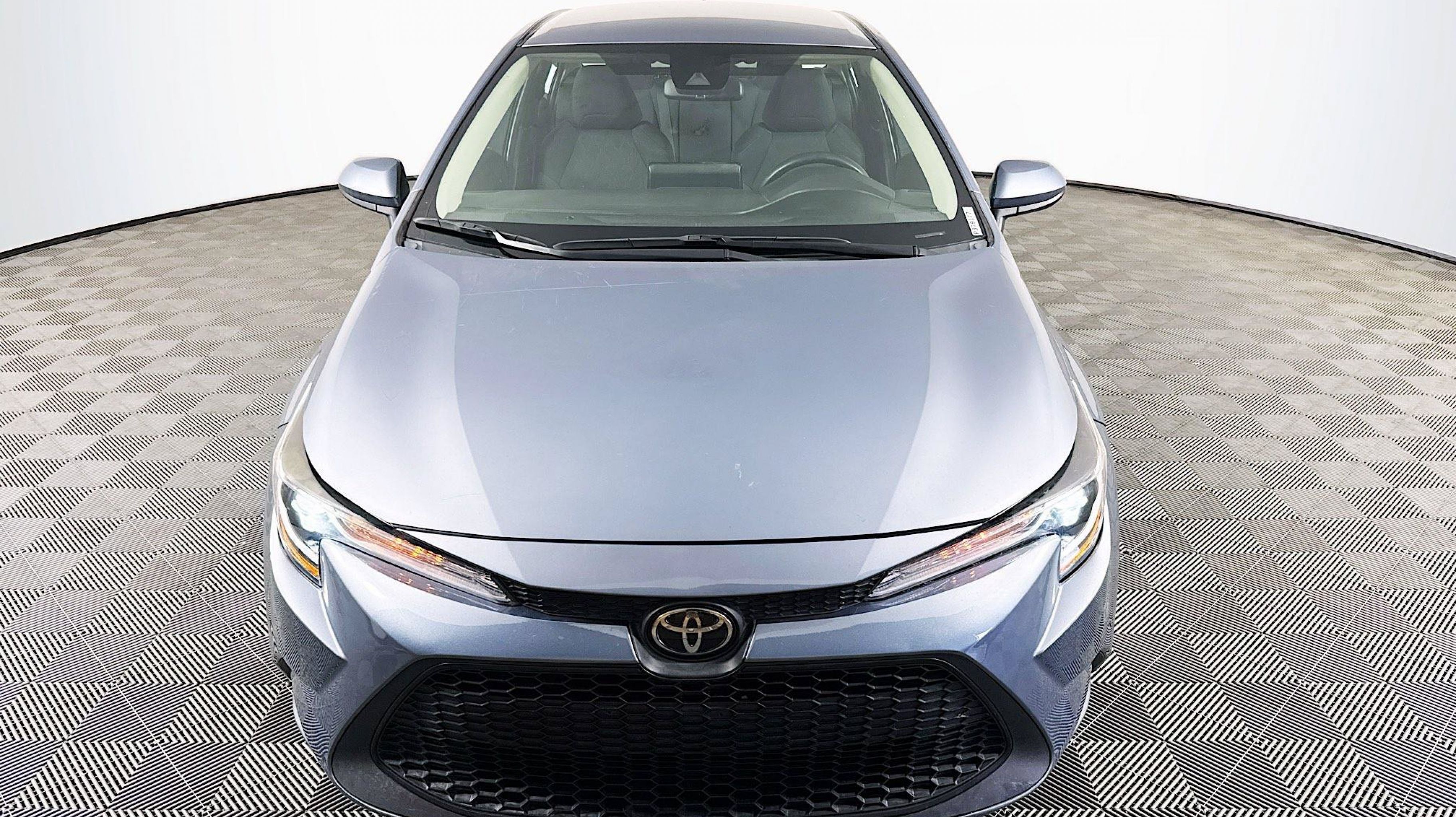 toyota corolla 2022 5YFEPMAE2NP379177 image toyota corolla 2022 5YFEPMAE2NP379177 image