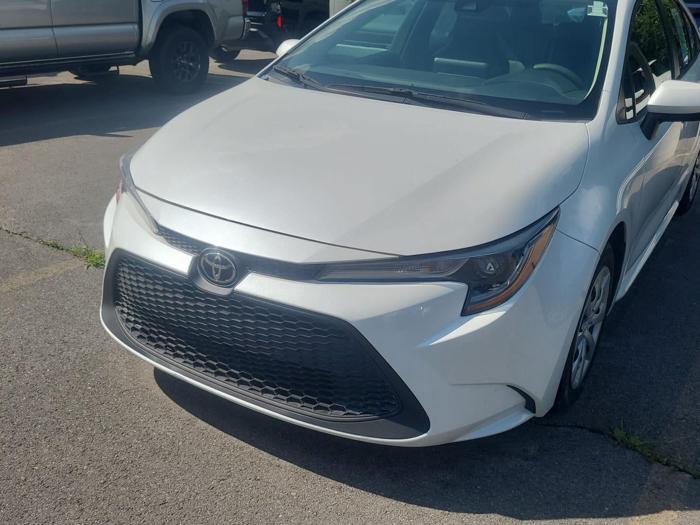 toyota corolla 2022 5YFEPMAE9NP299021 image toyota corolla 2022 5YFEPMAE9NP299021 image