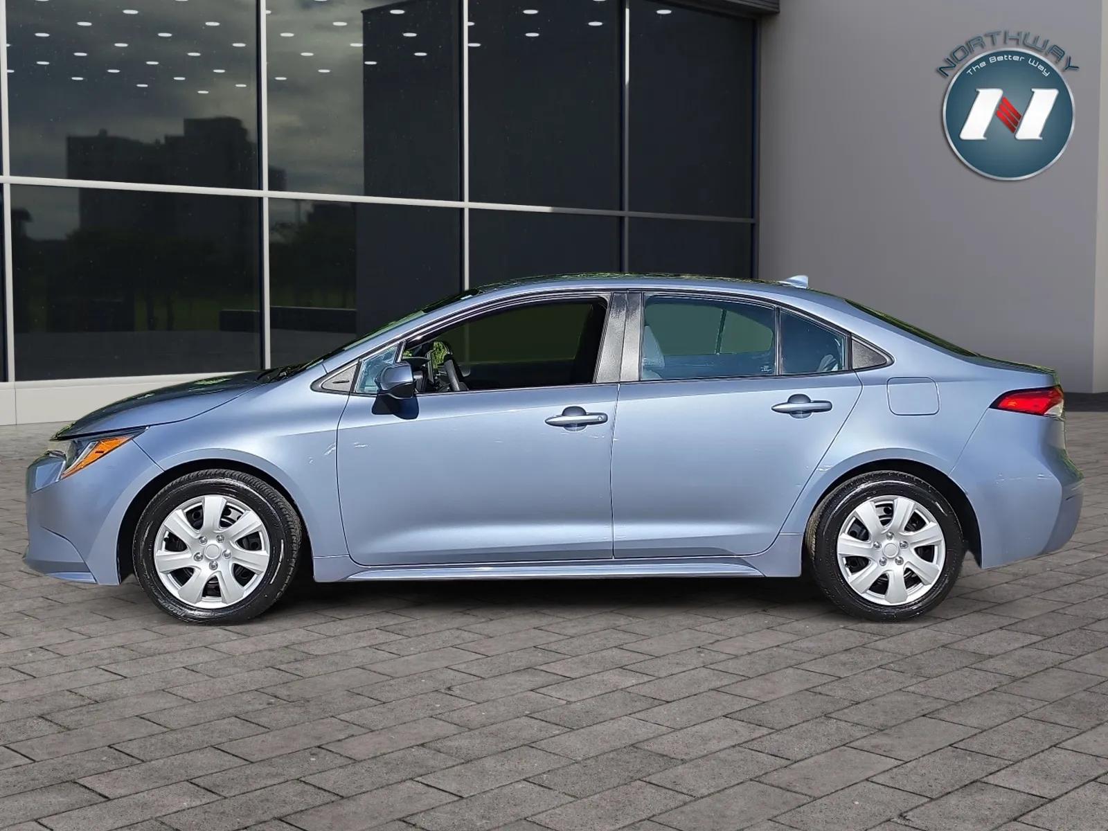 toyota corolla 2022 5YFEPMAE1NP378067 image toyota corolla 2022 5YFEPMAE1NP378067 image