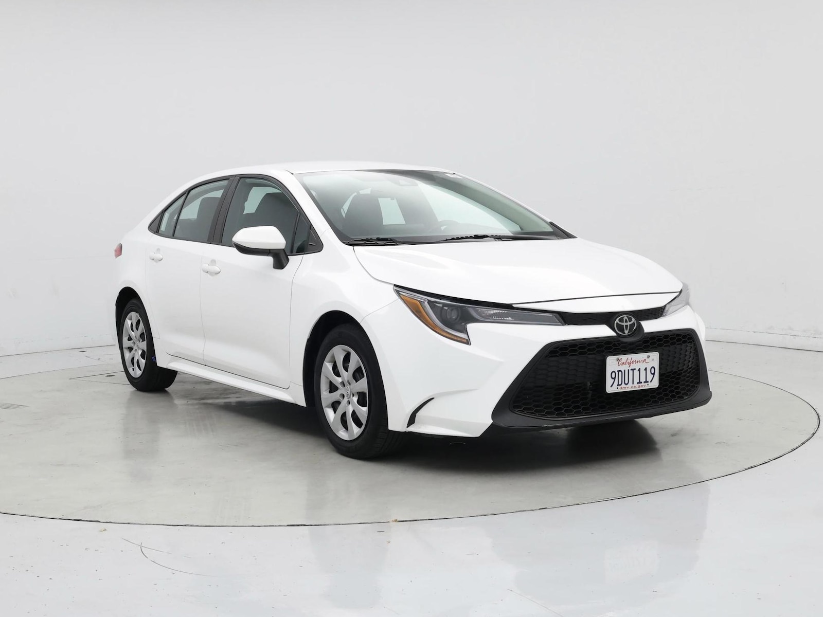 toyota corolla 2022 5YFEPMAEXNP385972 image toyota corolla 2022 5YFEPMAEXNP385972 image