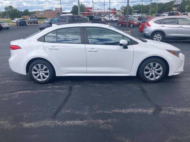 toyota corolla 2022 5YFEPMAE4NP325623 image toyota corolla 2022 5YFEPMAE4NP325623 image