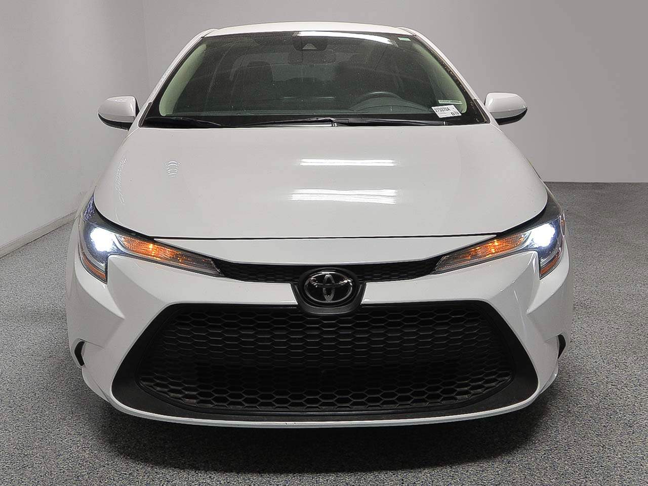 toyota corolla 2022 5YFEPMAE7NP320450 image toyota corolla 2022 5YFEPMAE7NP320450 image