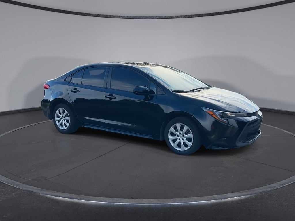 toyota corolla 2022 5YFEPMAE1NP309900 image toyota corolla 2022 5YFEPMAE1NP309900 image