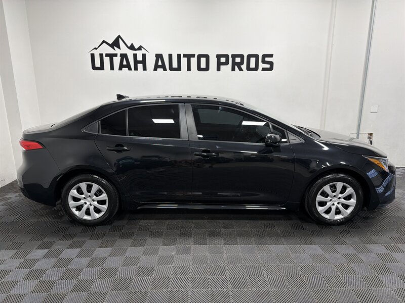 toyota corolla 2022 5YFEPMAE9NP282526 image toyota corolla 2022 5YFEPMAE9NP282526 image