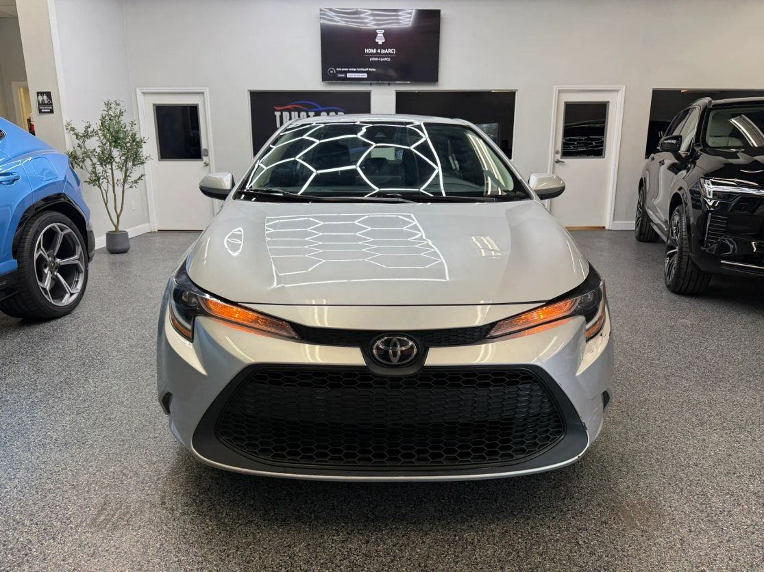 toyota corolla 2022 5YFEPMAE8NP325690 image toyota corolla 2022 5YFEPMAE8NP325690 image