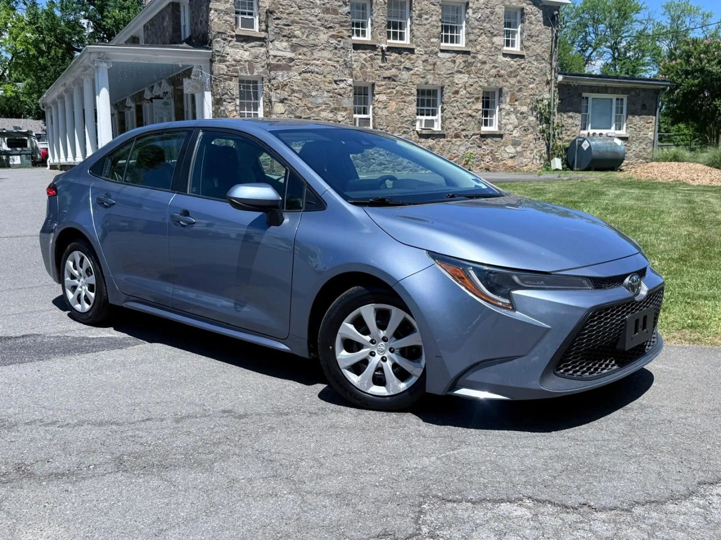 toyota corolla 2022 5YFEPMAE8NP381256 image toyota corolla 2022 5YFEPMAE8NP381256 image