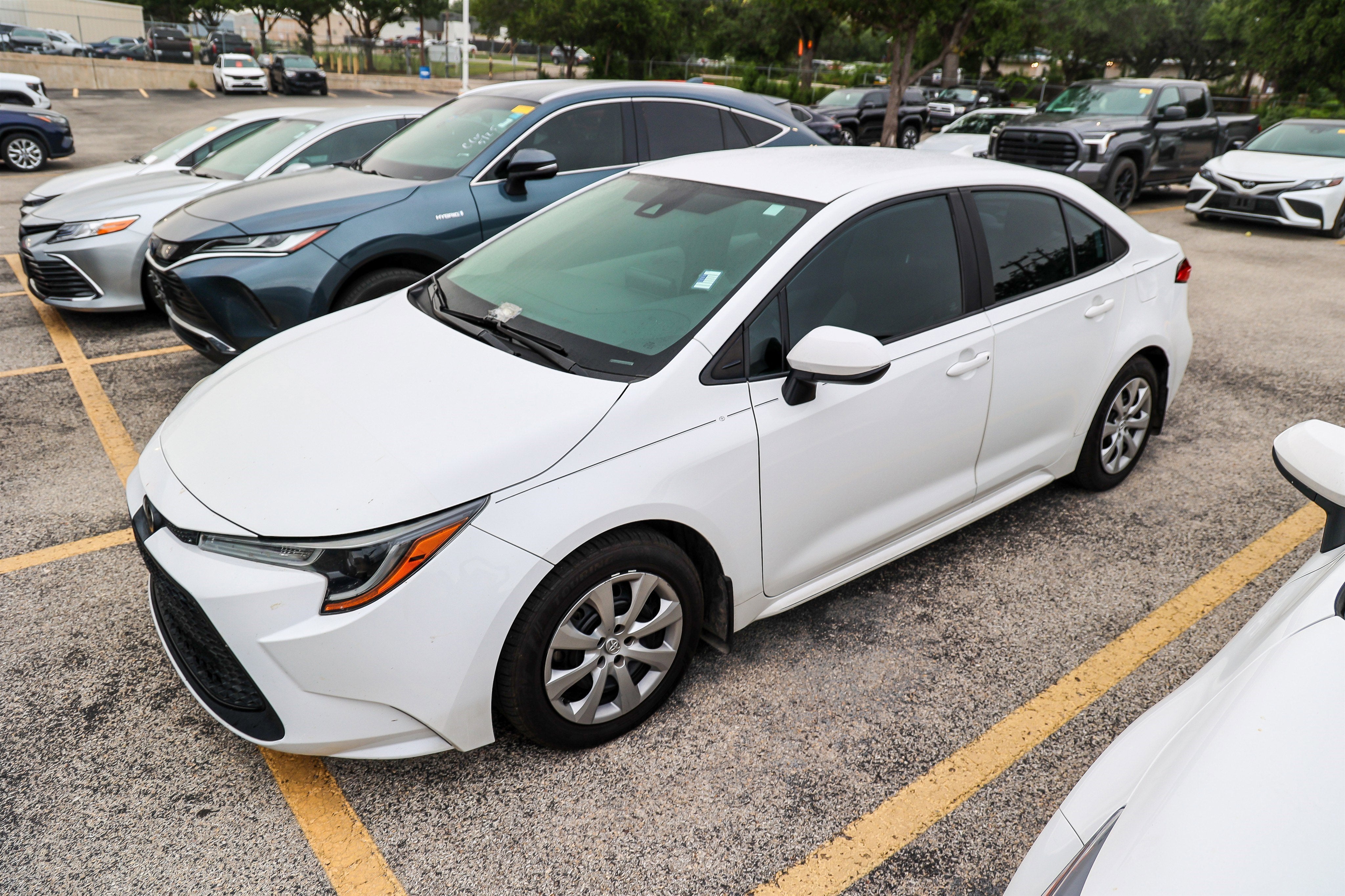 toyota corolla 2022 5YFEPMAE8NP365798 image toyota corolla 2022 5YFEPMAE8NP365798 image