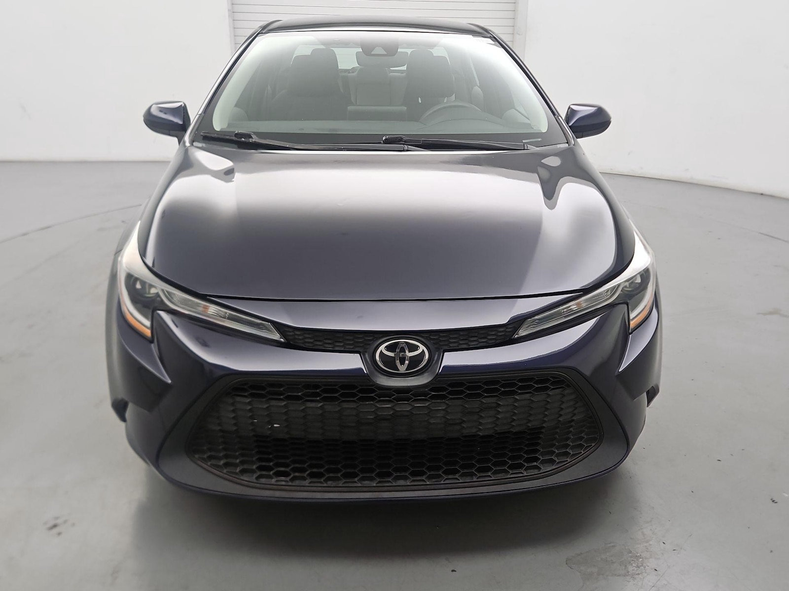 toyota corolla 2022 5YFEPMAE9NP303911 image toyota corolla 2022 5YFEPMAE9NP303911 image