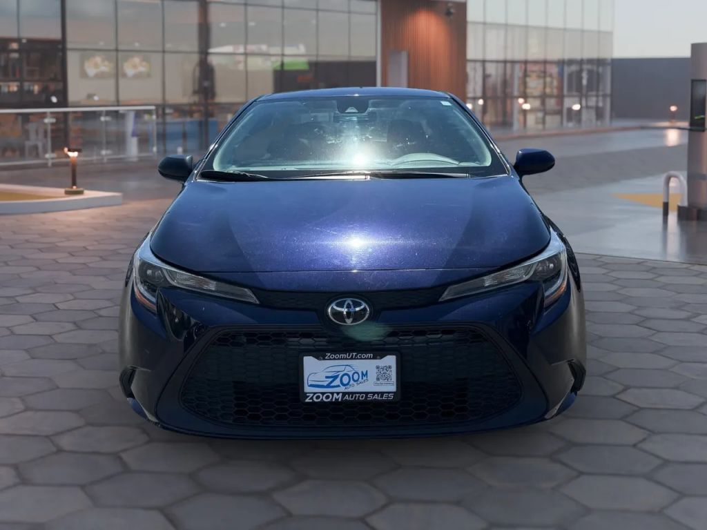 toyota corolla 2022 5YFEPMAE4NP380332 image toyota corolla 2022 5YFEPMAE4NP380332 image