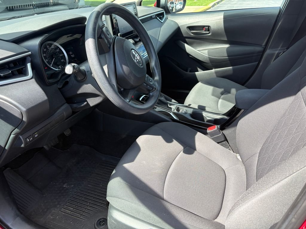 toyota corolla 2022 5YFEPMAE1NP281337 image toyota corolla 2022 5YFEPMAE1NP281337 image
