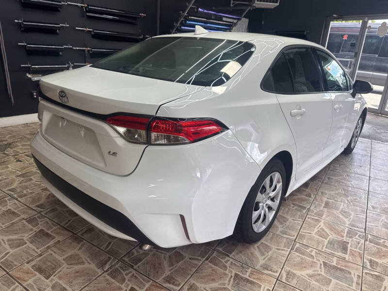 toyota corolla 2022 5YFEPMAE4NP328411 image toyota corolla 2022 5YFEPMAE4NP328411 image