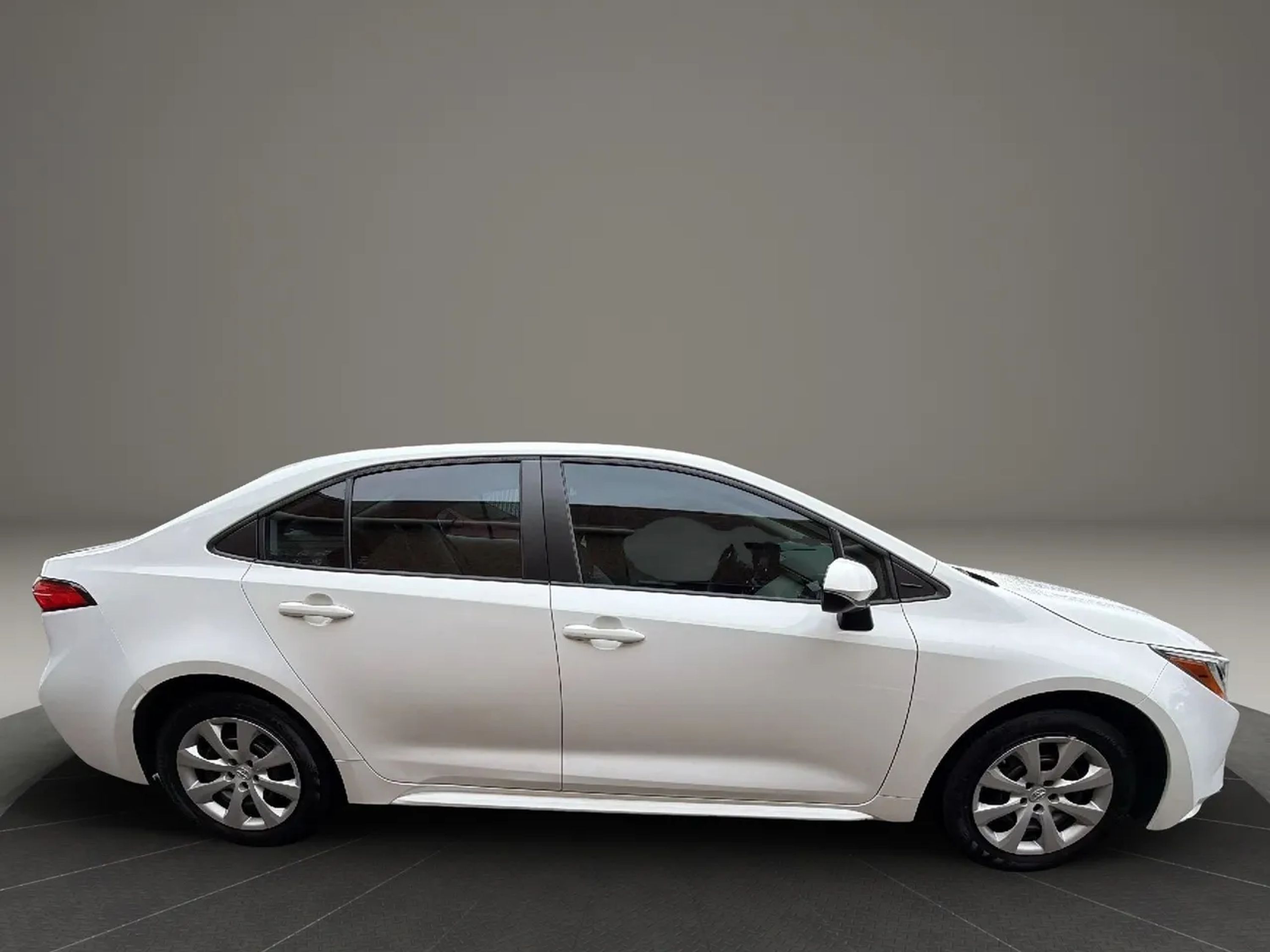 toyota corolla 2022 5YFEPMAE6NP346859 image toyota corolla 2022 5YFEPMAE6NP346859 image