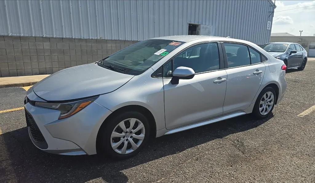 toyota corolla 2022 5YFEPMAE6NP329723 image toyota corolla 2022 5YFEPMAE6NP329723 image