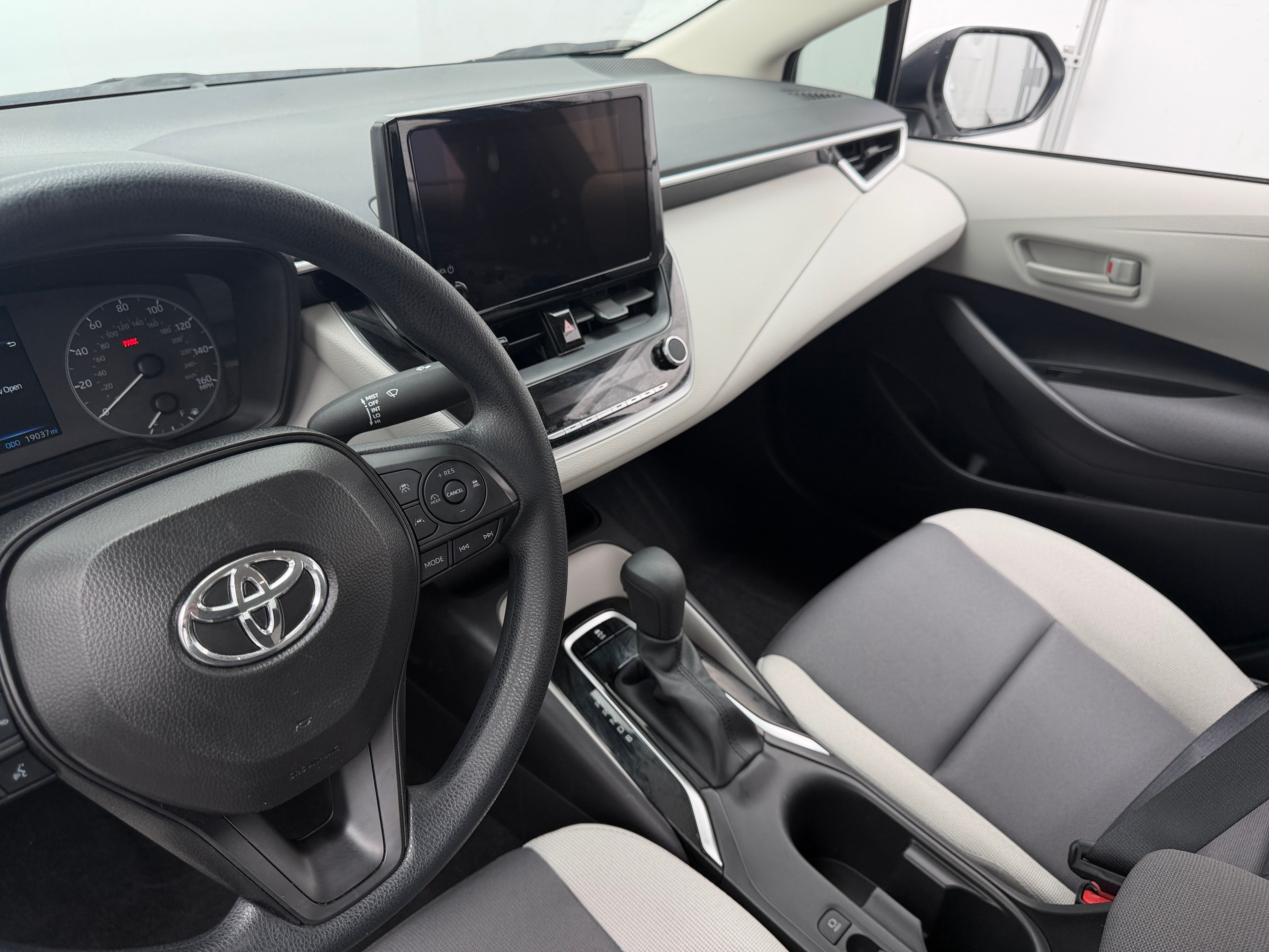 toyota corolla 2025 5YFB4MDE6SP318515 image toyota corolla 2025 5YFB4MDE6SP318515 image