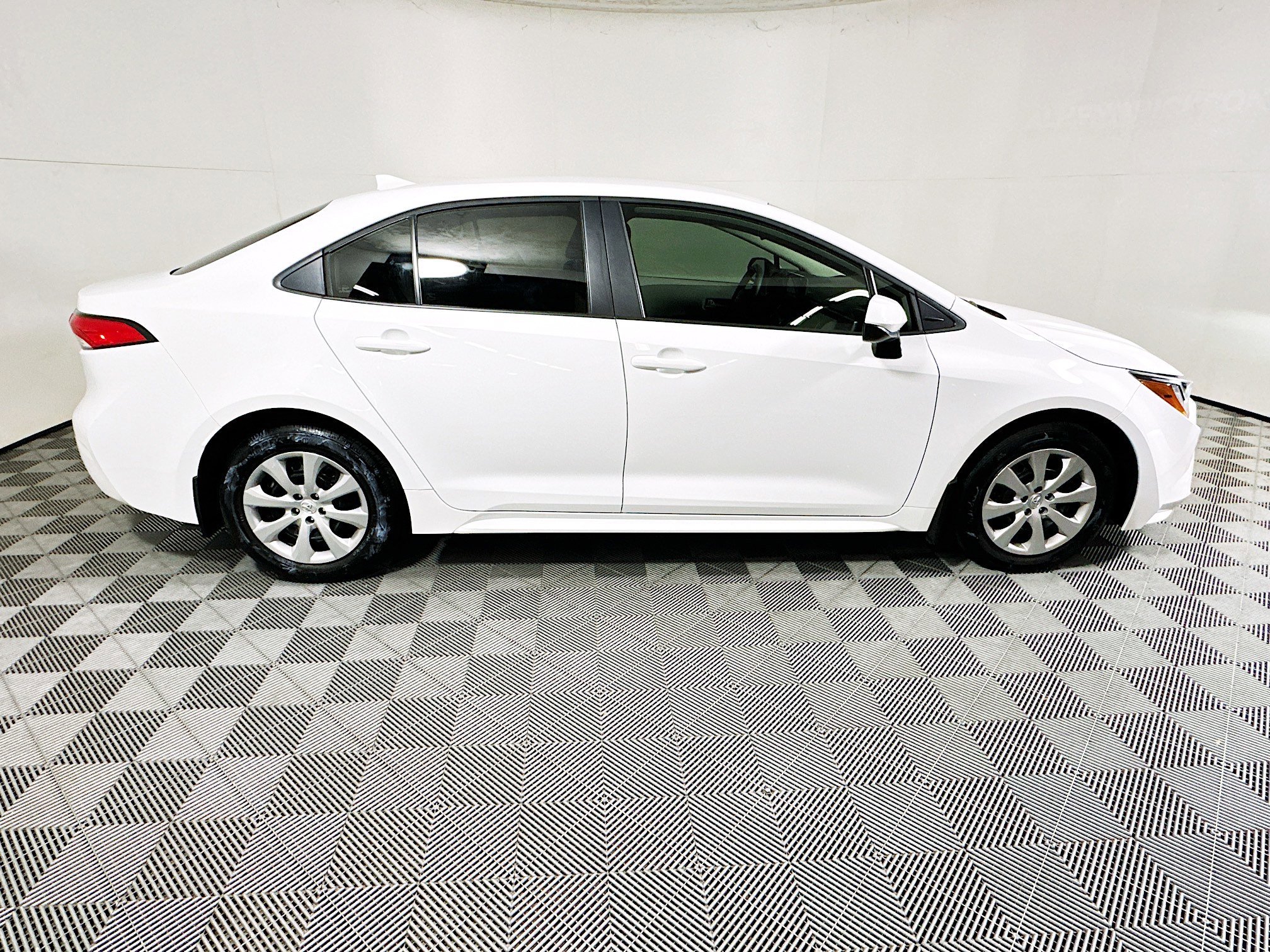 toyota corolla 2025 5YFB4MDE9SP286028 image toyota corolla 2025 5YFB4MDE9SP286028 image