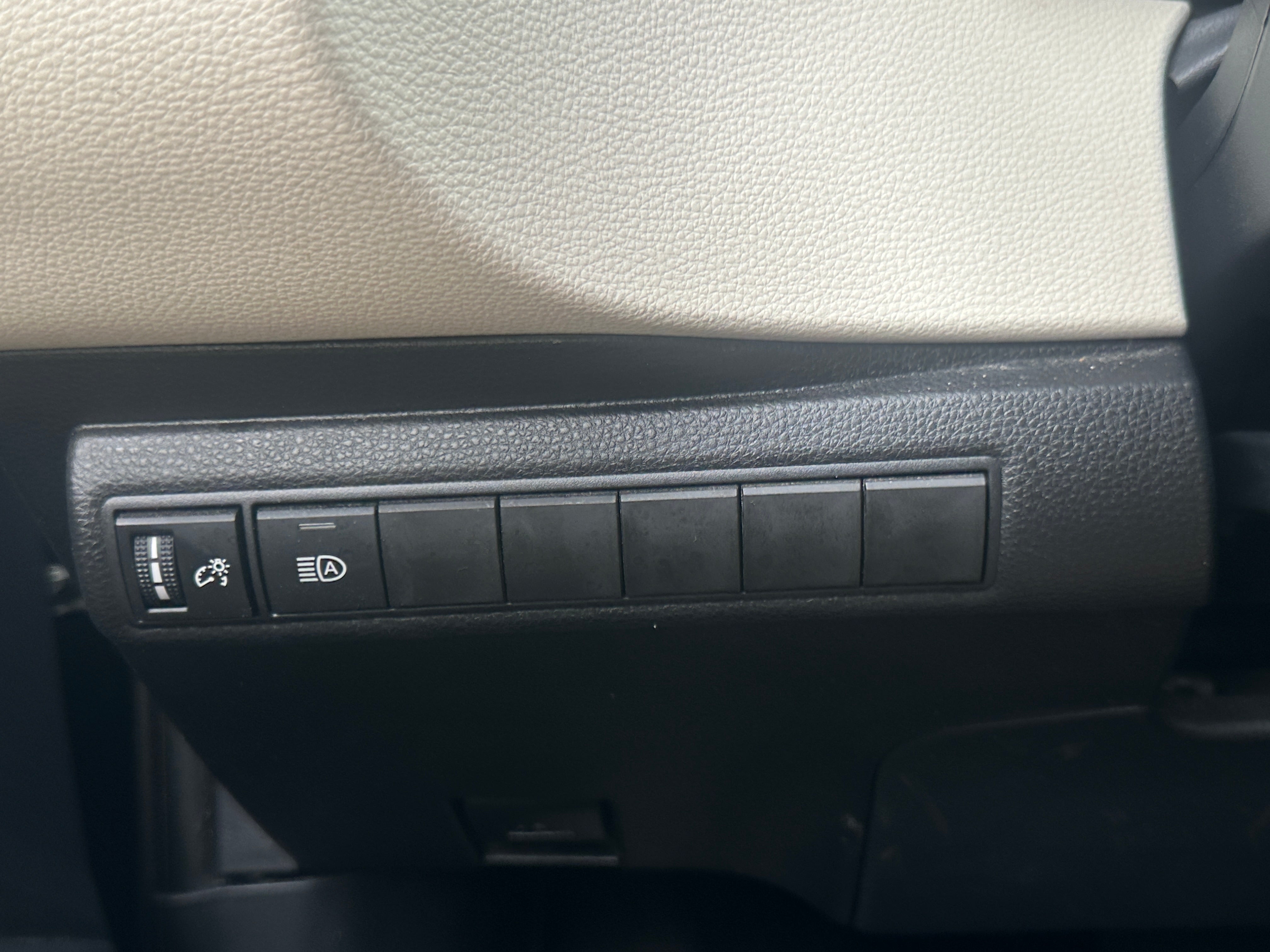 toyota corolla 2025 5YFB4MDE9SP333459 image toyota corolla 2025 5YFB4MDE9SP333459 image