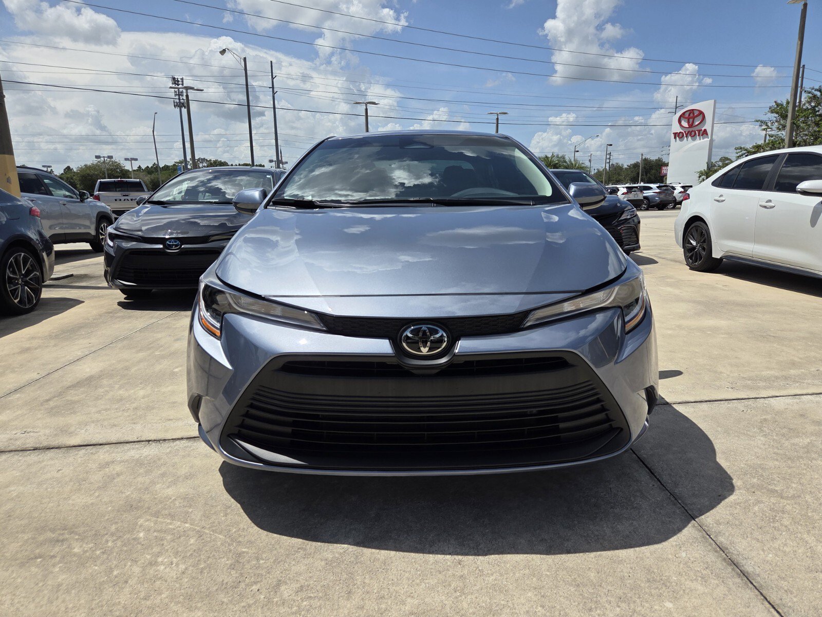 toyota corolla 2025 5YFB4MDE7SP354939 image toyota corolla 2025 5YFB4MDE7SP354939 image