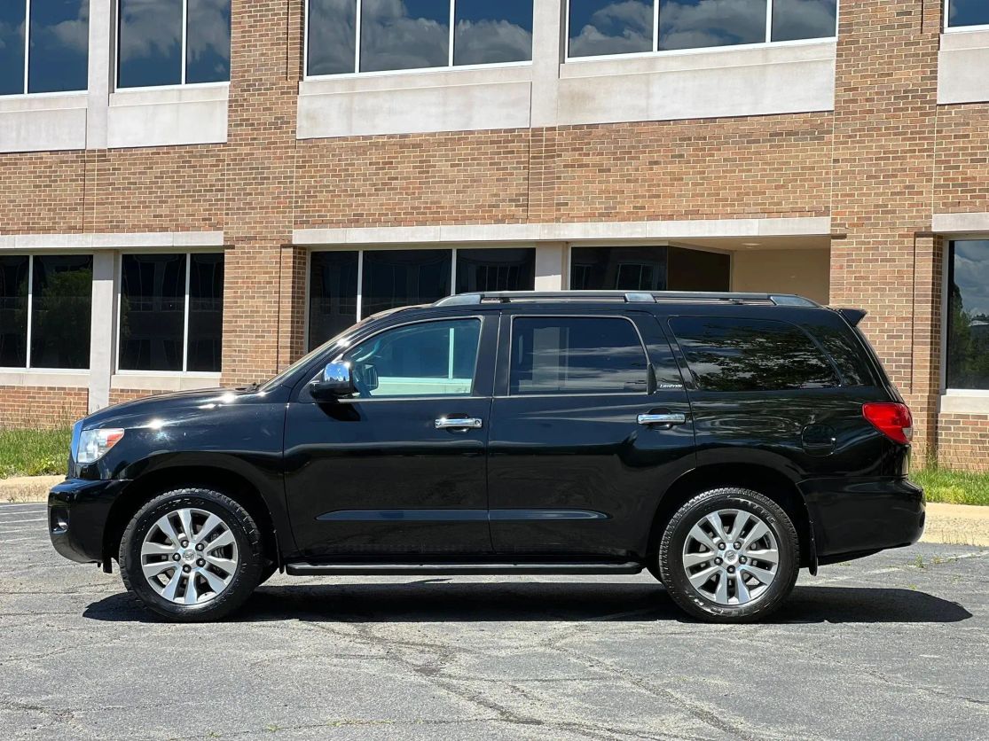toyota sequoia 2016 5TDJY5G18GS136697 image toyota sequoia 2016 5TDJY5G18GS136697 image