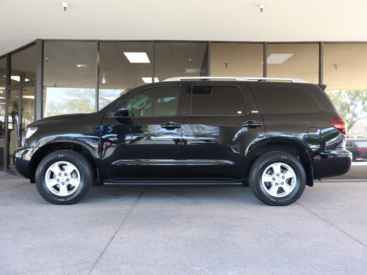 toyota sequoia 2019 5TDBY5G11KS169490 image toyota sequoia 2019 5TDBY5G11KS169490 image