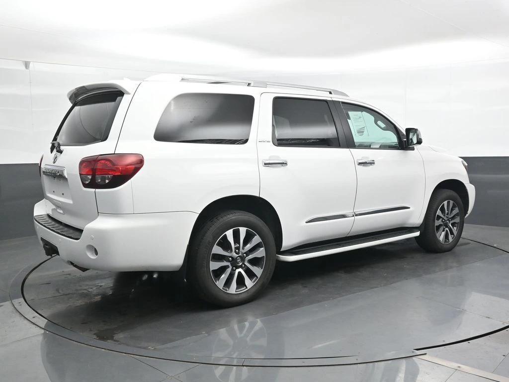 toyota sequoia 2018 5TDJY5G13JS162633 image toyota sequoia 2018 5TDJY5G13JS162633 image