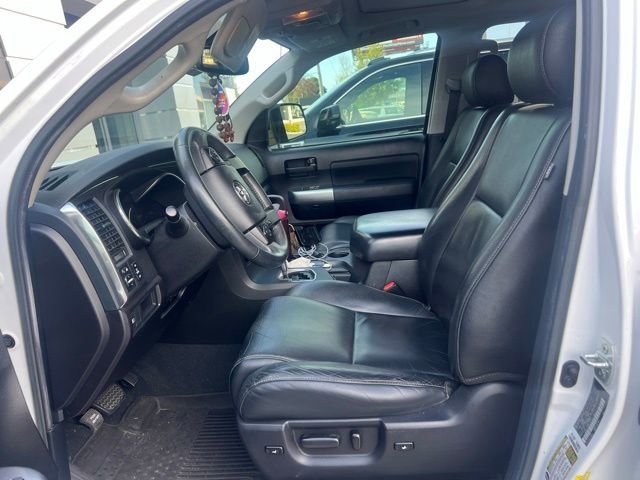toyota sequoia 2021 5TDCY5A18MS075753 image toyota sequoia 2021 5TDCY5A18MS075753 image