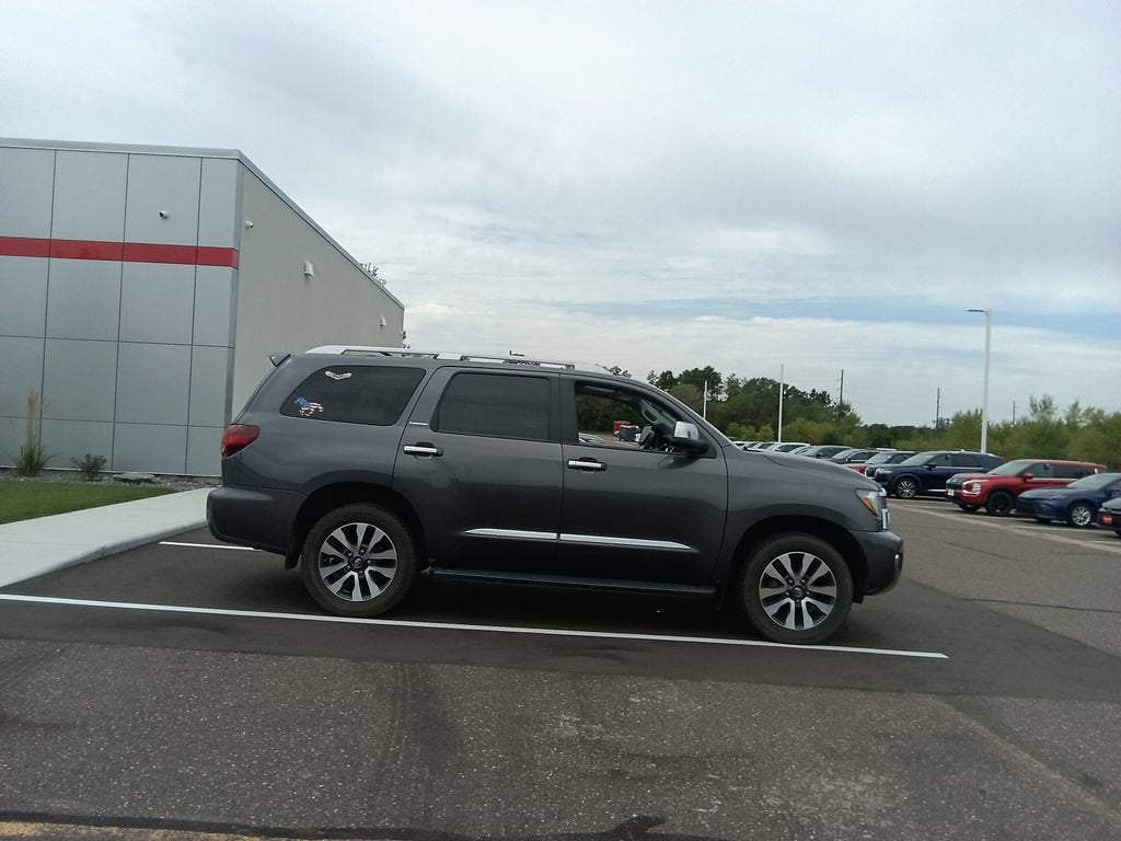 toyota sequoia 2021 5TDFY5B10MS185546 image toyota sequoia 2021 5TDFY5B10MS185546 image