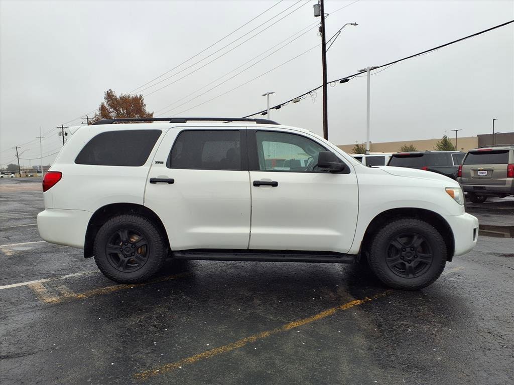 toyota sequoia 2017 5TDZY5G1XHS066852 image toyota sequoia 2017 5TDZY5G1XHS066852 image