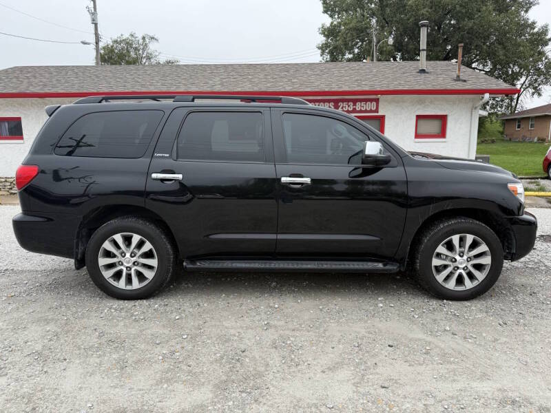 toyota sequoia 2017 5TDJW5G13HS148294 image toyota sequoia 2017 5TDJW5G13HS148294 image