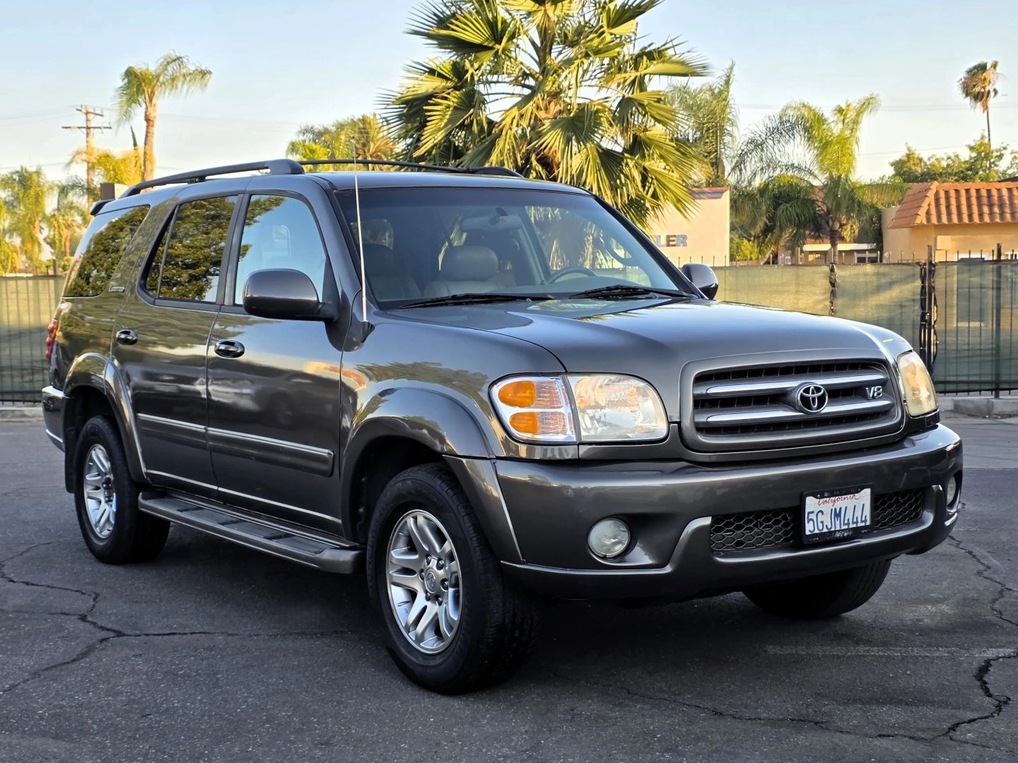 toyota sequoia 2004 5TDZT38A34S222581 image toyota sequoia 2004 5TDZT38A34S222581 image