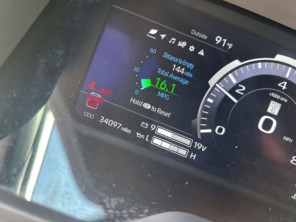 toyota sequoia 2024 7SVAAAAAXRX002508 image toyota sequoia 2024 7SVAAAAAXRX002508 image