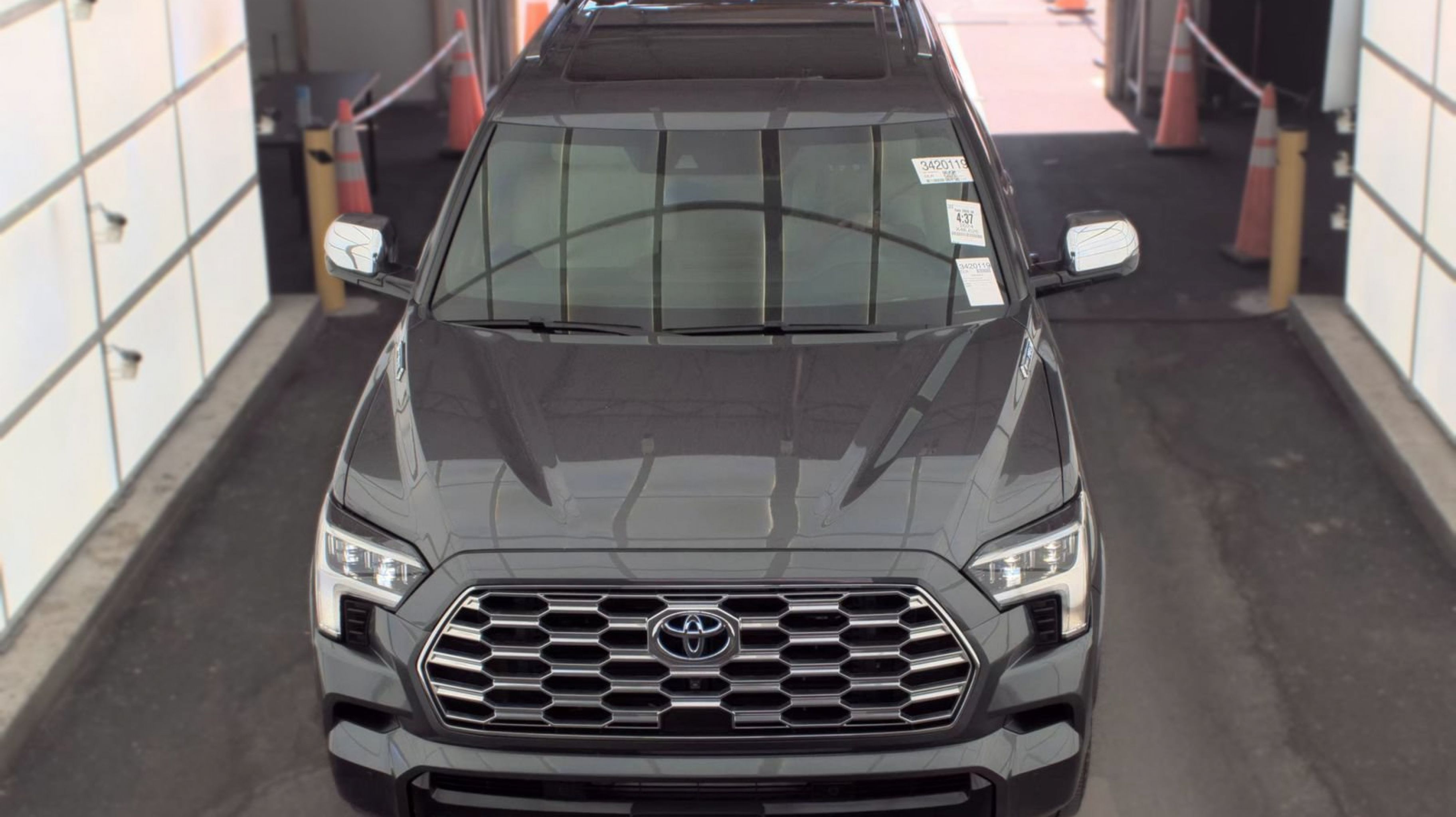 toyota sequoia 2024 7SVAAABA7RX045105 image toyota sequoia 2024 7SVAAABA7RX045105 image