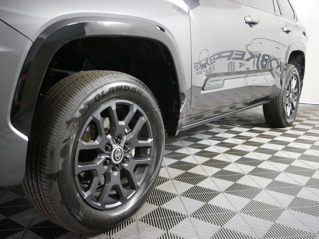 toyota sequoia 2024 7SVAAABA0RX033653 image toyota sequoia 2024 7SVAAABA0RX033653 image