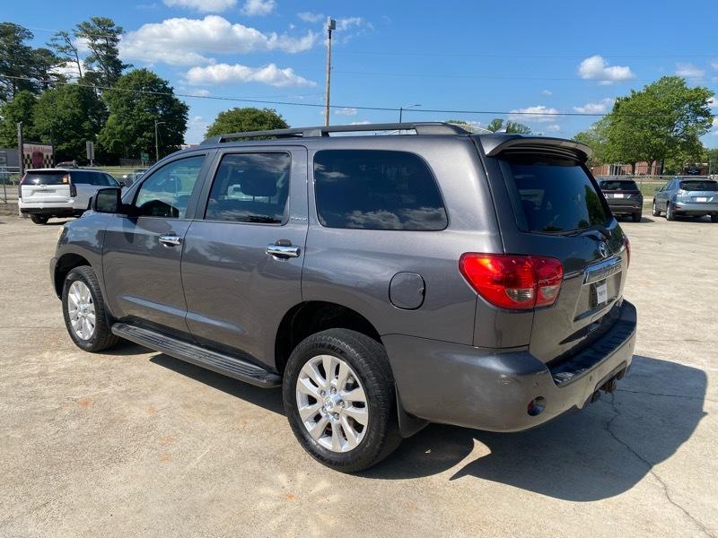 toyota sequoia 2011 5TDDY5G16BS043084 image toyota sequoia 2011 5TDDY5G16BS043084 image