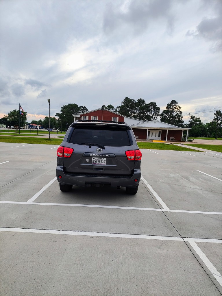 toyota sequoia 2011 5TDZM5G13BS002607 image toyota sequoia 2011 5TDZM5G13BS002607 image