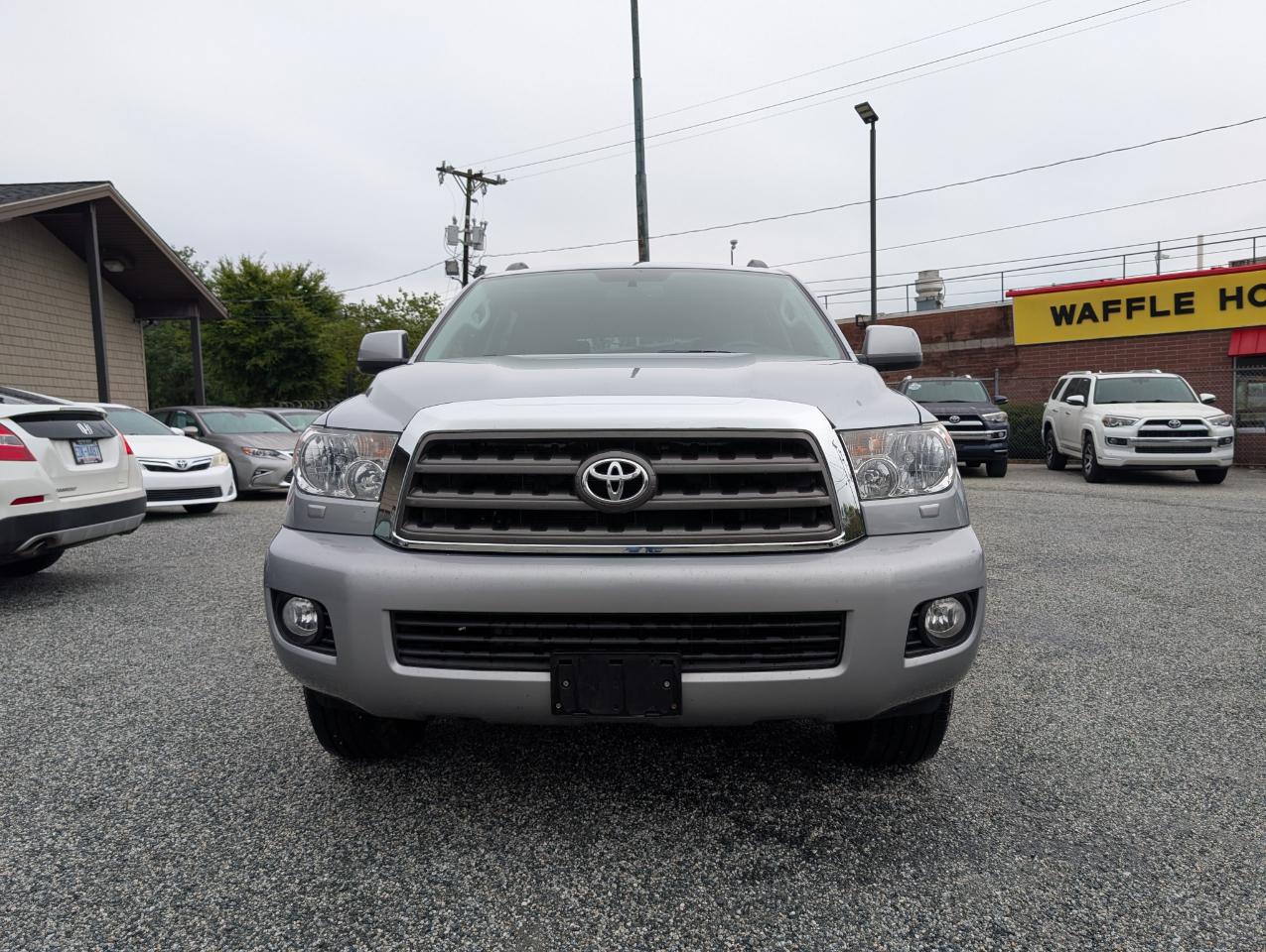 toyota sequoia 2011 5TDZY5G12BS031861 image toyota sequoia 2011 5TDZY5G12BS031861 image