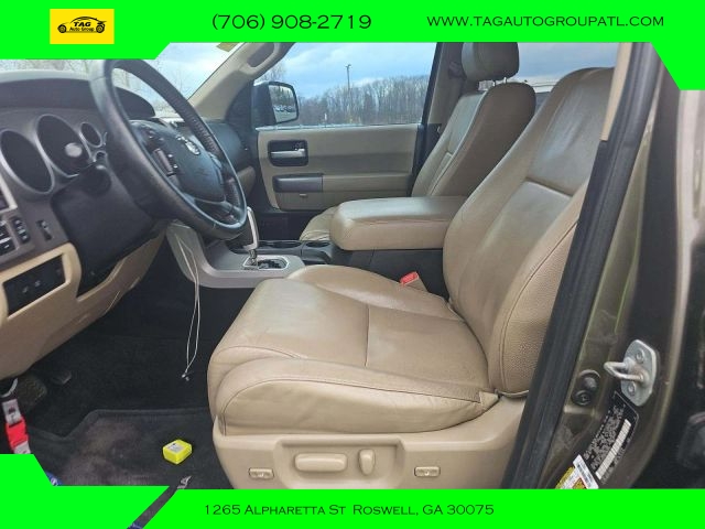 toyota sequoia 2013 5TDJY5G18DS082054 image toyota sequoia 2013 5TDJY5G18DS082054 image