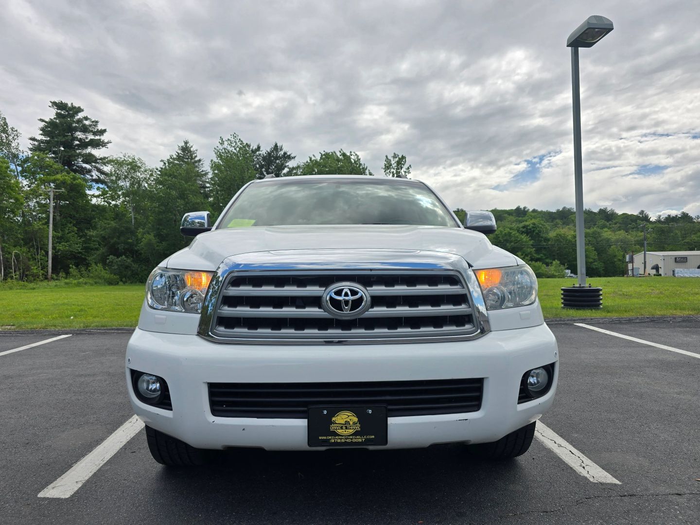 toyota sequoia 2010 5TDJY5G19AS029861 image toyota sequoia 2010 5TDJY5G19AS029861 image