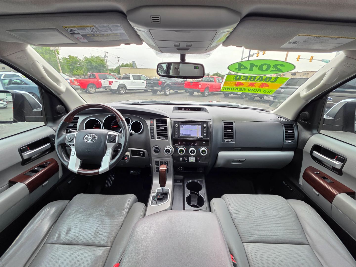 toyota sequoia 2014 5TDDW5G19ES108147 image toyota sequoia 2014 5TDDW5G19ES108147 image