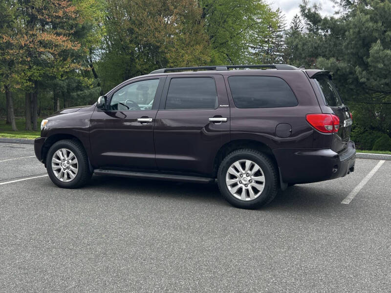 toyota sequoia 2014 5TDDY5G11ES095145 image toyota sequoia 2014 5TDDY5G11ES095145 image