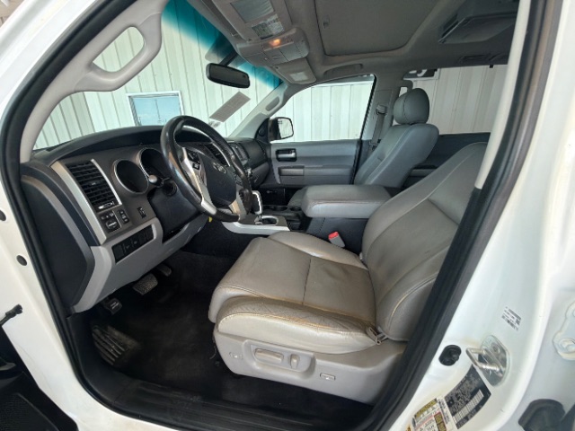 toyota sequoia 2014 5TDKY5G16ES053741 image toyota sequoia 2014 5TDKY5G16ES053741 image
