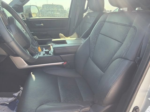 toyota sequoia 2025 7SVAAABAXSX062700 image toyota sequoia 2025 7SVAAABAXSX062700 image