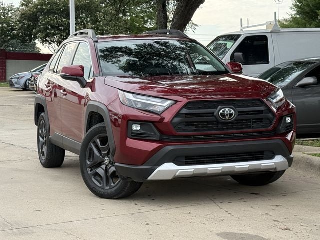 toyota rav4 2023 2T3J1RFV3PW351807 image