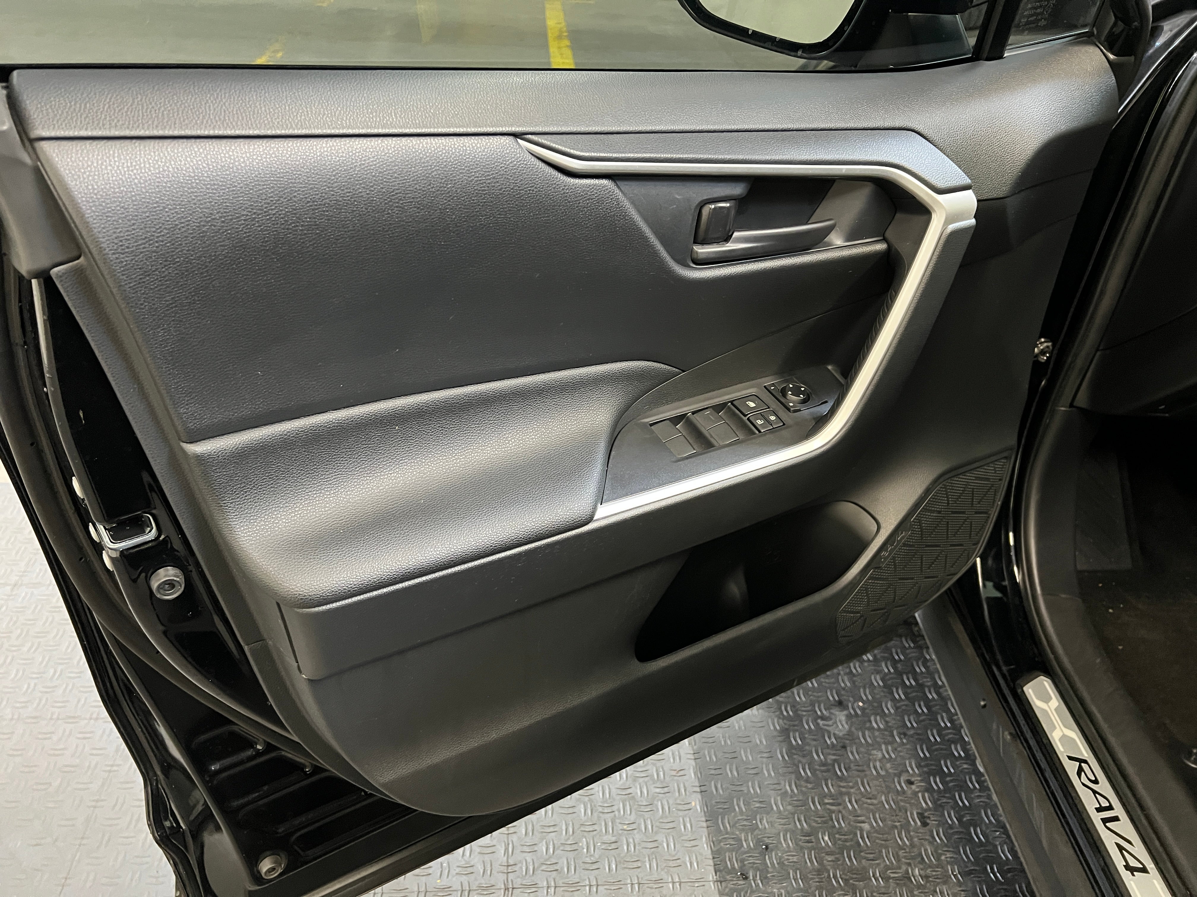 toyota rav4 2023 JTMLWRFV7PD187128 image toyota rav4 2023 JTMLWRFV7PD187128 image