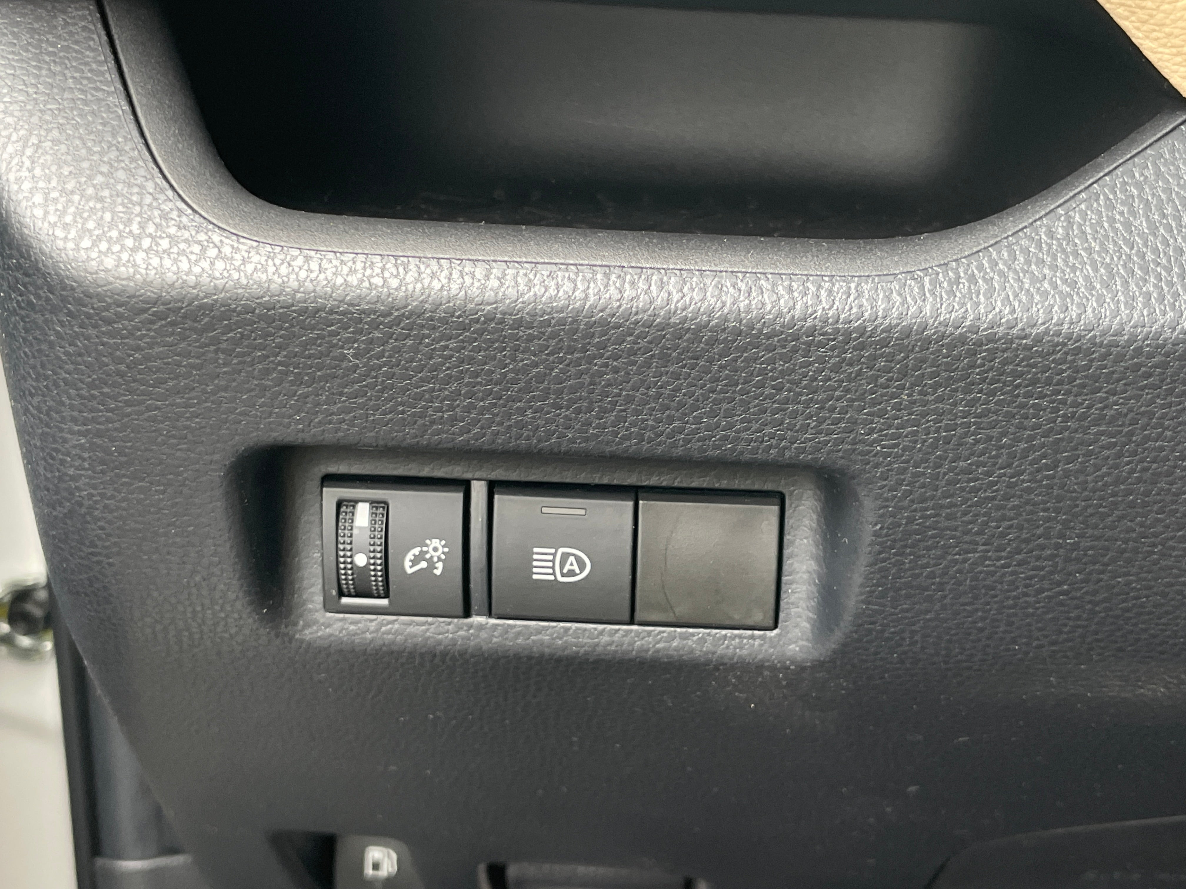 toyota rav4 2023 4T3MWRFV8PU090480 image toyota rav4 2023 4T3MWRFV8PU090480 image